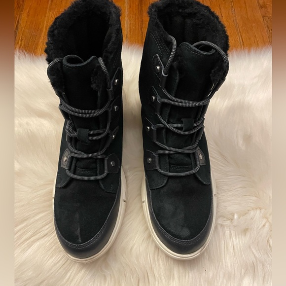 Sorel Explorer II Black Winter Boots - Picture 4 of 7